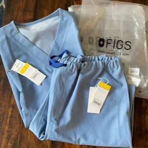 Men’s Figs Scrub Set